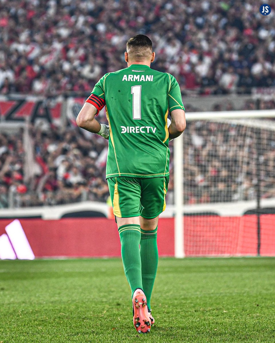 🇦🇷🧤 FRANCO ARMANI. ESE ES EL TWEET.