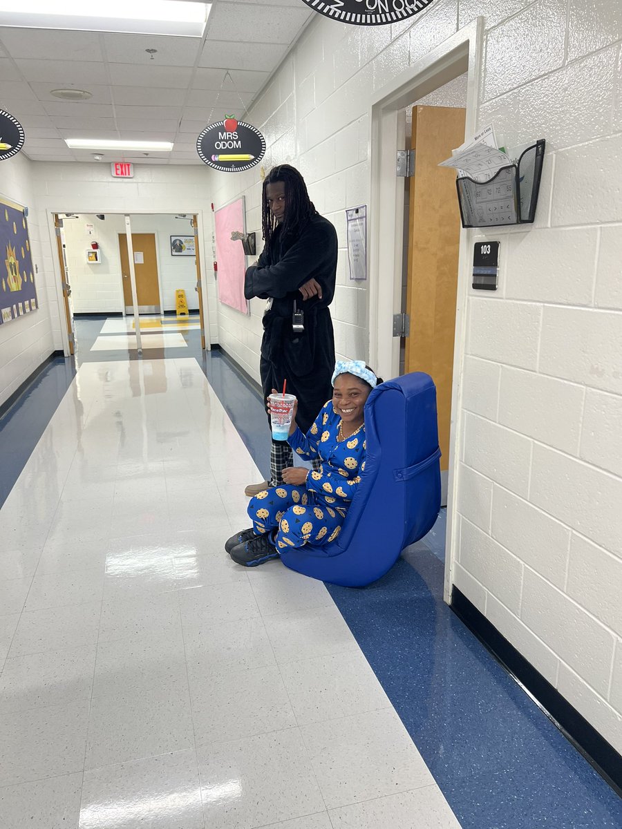 Cynthia Odom (@odomcynthi36503) on Twitter photo Pajamas Day-Spirit Week <a href="/Johnsonandre_/">André Johnson</a> <a href="/RoxannEvan46848/">Roxann Evans</a> <a href="/KenyattaA1913/">Kenyatta Anderson</a> <a href="/kristi84967/">Kristi Mathis</a> <a href="/OAK_HCS/">Oakland Elementary</a> Pajamas Day-Spirit Week <a href="/Johnsonandre_/">André Johnson</a> <a href="/RoxannEvan46848/">Roxann Evans</a> <a href="/KenyattaA1913/">Kenyatta Anderson</a> <a href="/kristi84967/">Kristi Mathis</a> <a href="/OAK_HCS/">Oakland Elementary</a>