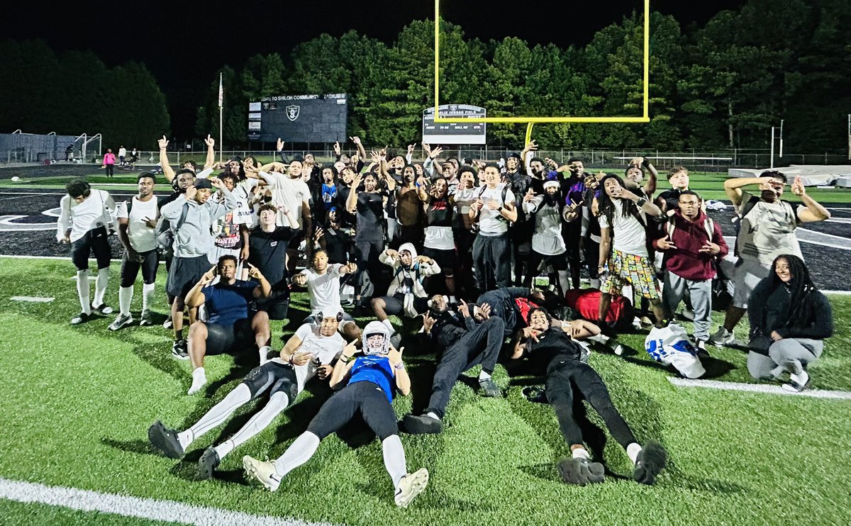 Victory!
 
Dearborn Broncos - 16
Georgia Knights - 14

#313Stampede