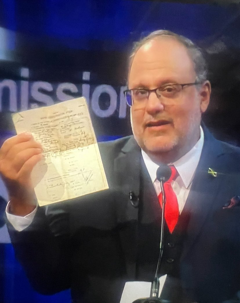 mauroytweets's tweet image. when CXC results come out &amp;amp; mi realize mi get all a mi subject dem