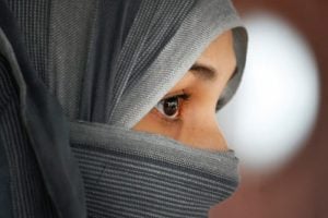 Over 1,000 Hindu &amp; Christian girls forcibly converted to Islam in Pakistan annually: Report

More 👇 
hindujagruti.org/news/205494.ht…