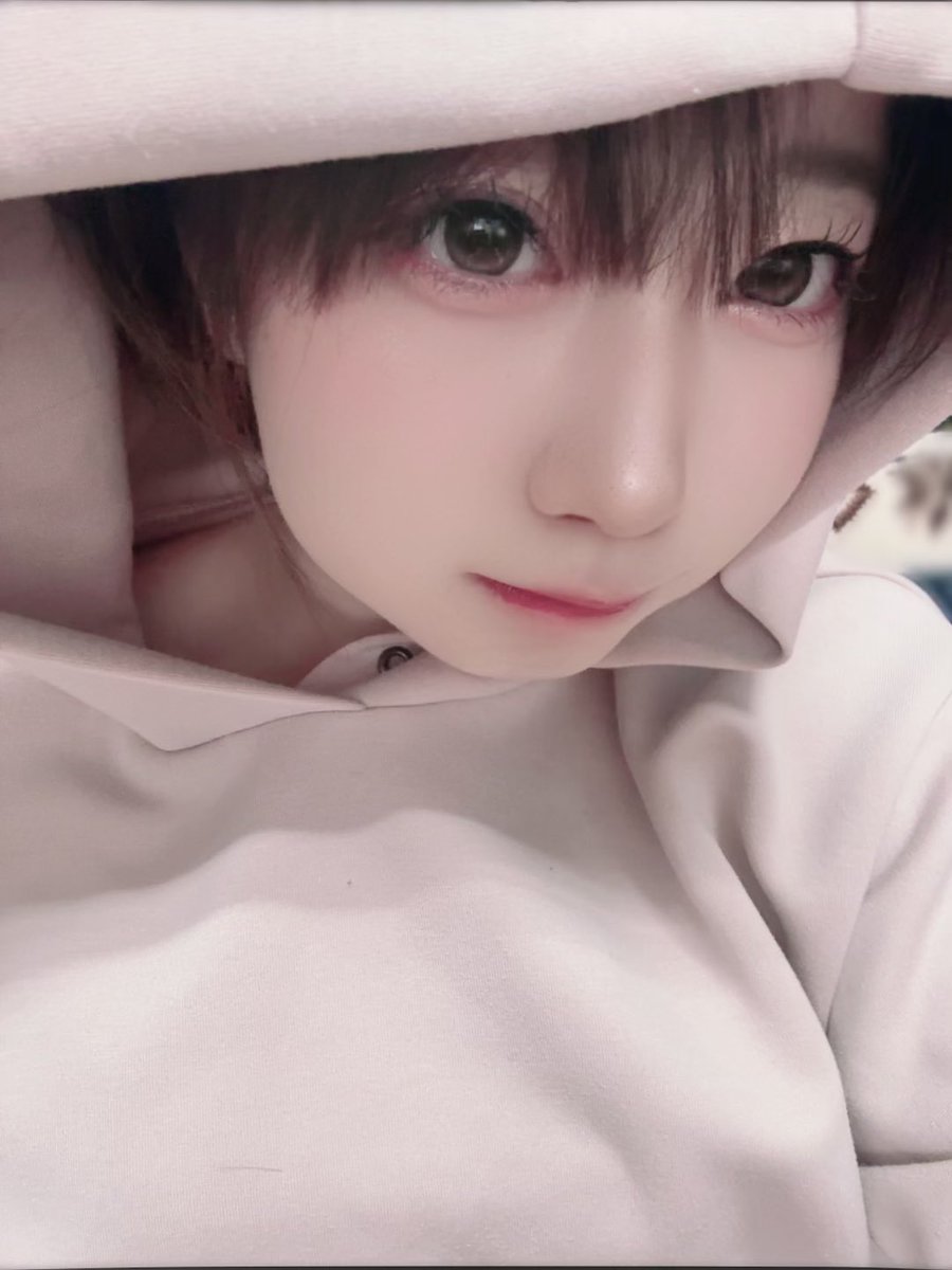 lop_oeee's tweet image. この前の頭痛から左目が見えてない状態なんだけど、めちゃ盛れたので載せますね)))

 #柏木ゆら  #偏頭痛  #仙台