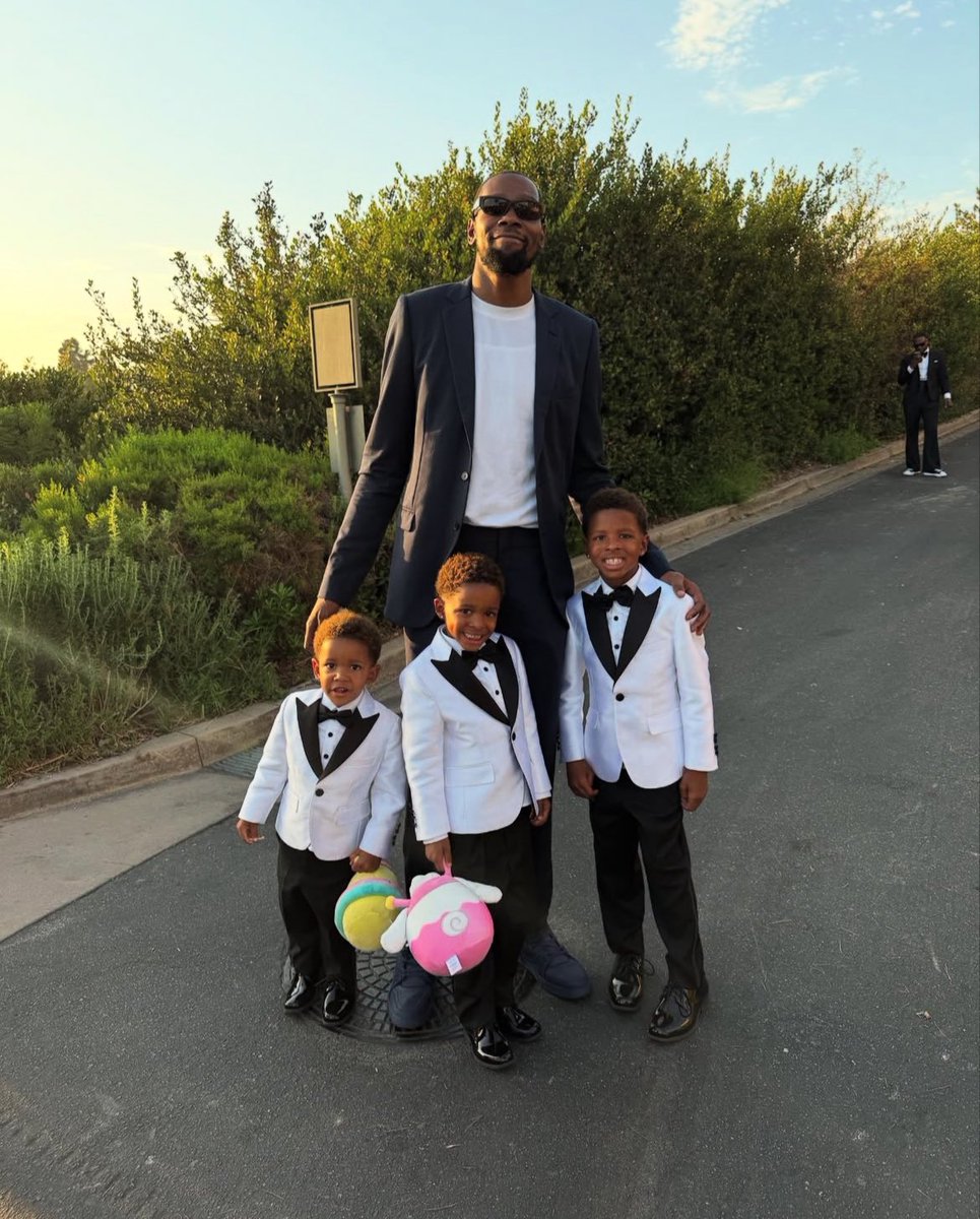 Kevin Durant and the Beal Boys 🐐