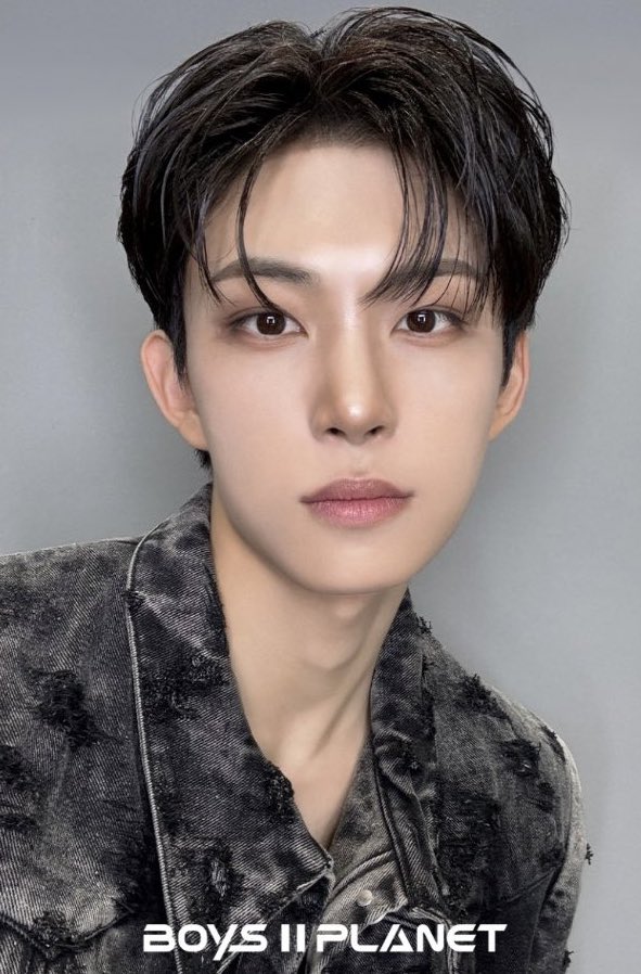 gxw411's tweet photo. 깐머플래닛카드존잘.. #김건우 https://t.co/3Anchu5Sow