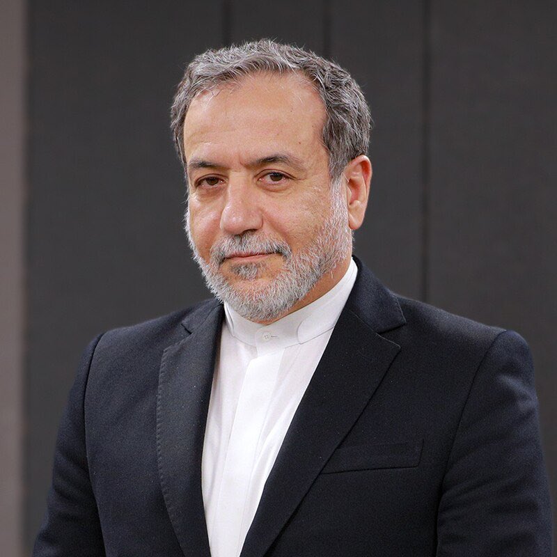 من از سید عباس عراقچی، سرباز دیپلماسی وطن ، حمایت میکنم.
مادرت زهرای اطهر پشت و پناهت سید

<a href="/araghchi/">Seyed Abbas Araghchi</a>