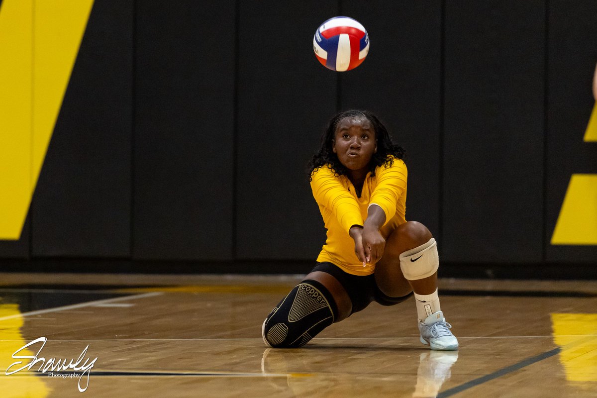 It was an exciting season opener for <a href="/fulton_vball/">Fulton Volleyball</a> The Hornets came out strong against Mexico with Varsity winning in three straight sets The Hornets are back home on Sept 4th as they take on Marshall

See all of tonight's photos at: shawleyphoto.gallery/p90936835

<a href="/FPSActivities/">Fulton Activities</a>