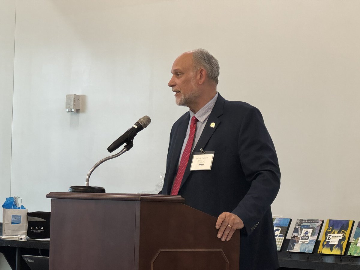 Another great Fourth Region <a href="/ksbanews/">Kentucky School Boards Association (KSBA)</a> Meeting hosted by <a href="/BreckSchools/">Breck Schools</a> at Hart County tonight! Thank you Senators Steve Meredith and <a href="/MatthewDeneen1/">Senator Matthew Deneen</a> for being a part of the program. We are blessed with great Board Members in our Districts! <a href="/JoyCamp78346451/">Joy Campbell</a>