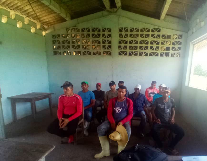 📌 En los municipios de Jiguaní, Cauto Cristo, Buey Arriba y Río Cauto se realizaron encuentros de capacitación contra el hurto y sacrificio ilegal de ganado mayor 🐄.
Participaron además la ANAP, CCS, y controlados de estos municipios en #ProvinciaGranma.