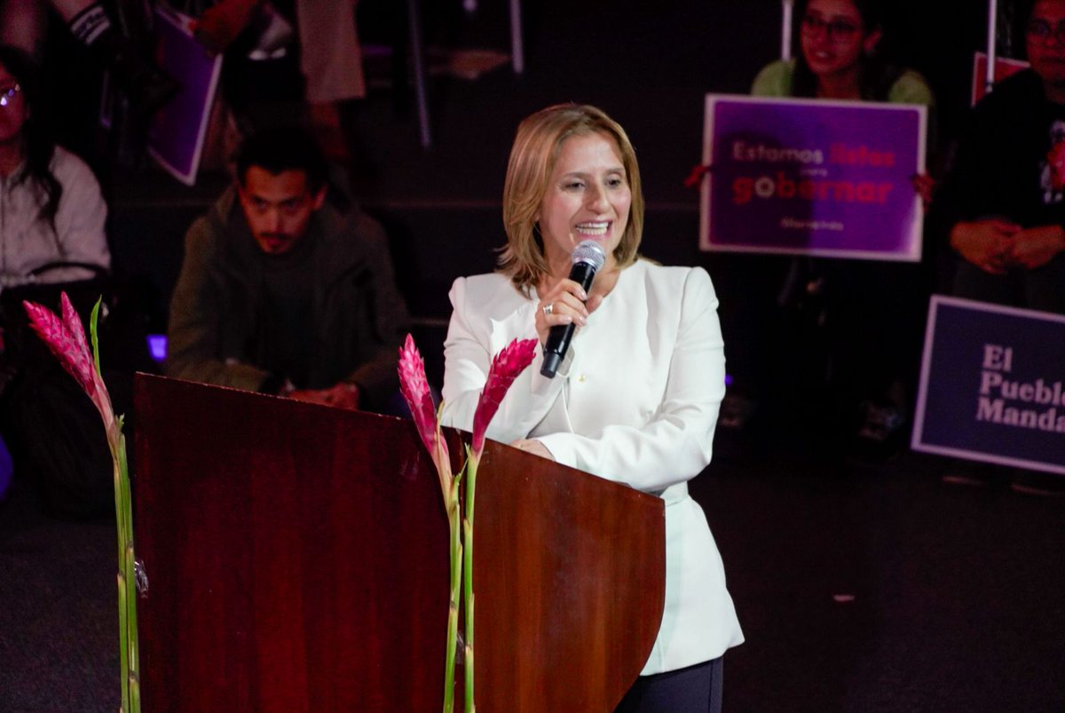 Mi reconocimiento y agradecimiento a nuestra candidata al Senado, <a href="/MariaEugeniaLo/">Maria Eugenia Londoño- Fiscal FECODE</a>, y a nuestro candidato a la Cámara, <a href="/BecerraGabo/">Gabo Becerra 🏛️</a>. 
Son compañeros que al igual que yo, llevan años caminando con el pueblo, luchando principalmente por la educación pública y el trabajo digno.
🌷🌷