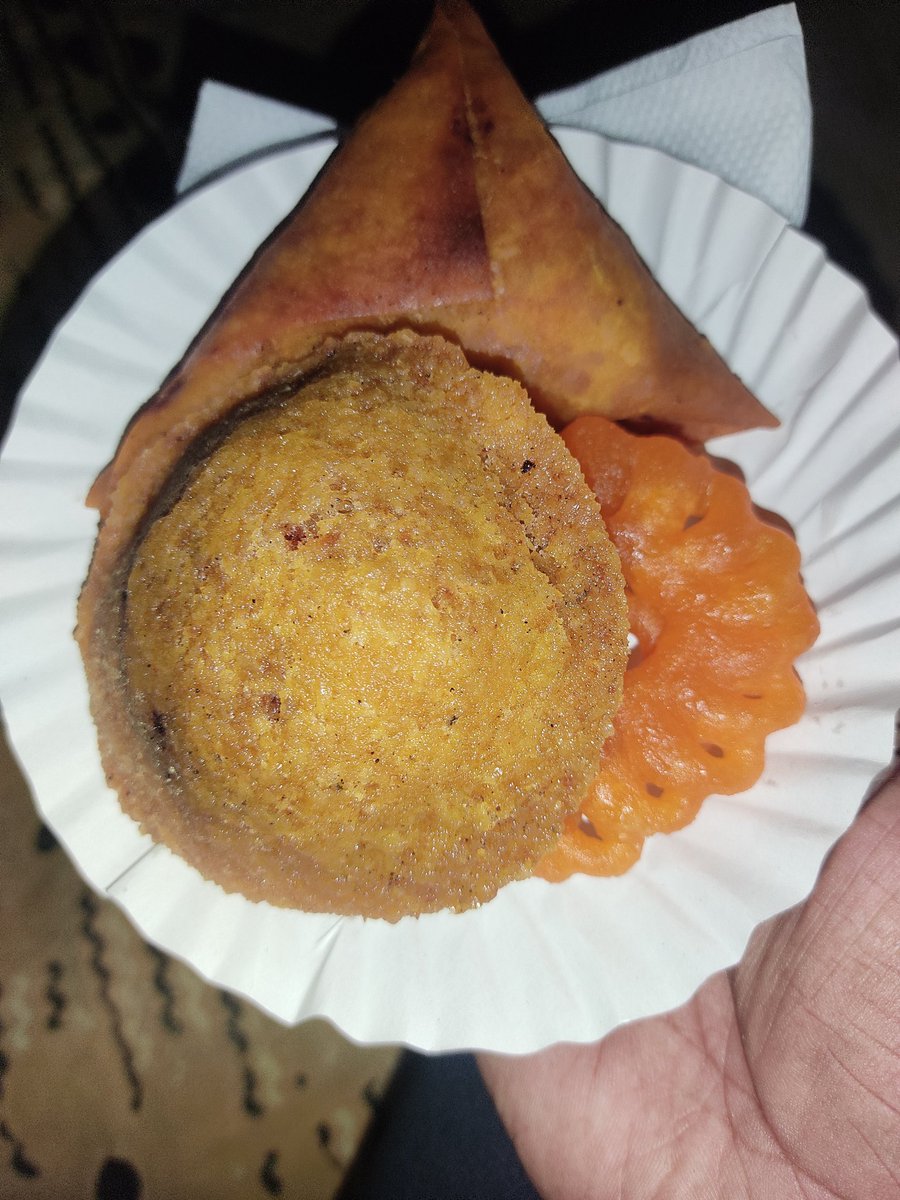 கரடிகுட்டி tweet media