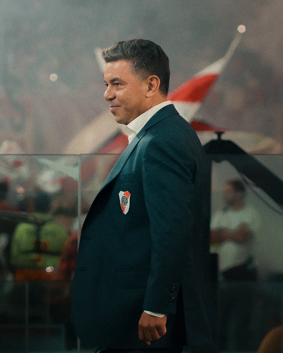 sudanalytics_'s tweet photo. “PALMEIRAS TAMPOCO QUIERE JUGAR CONTRA NOSOTROS. Todo el mundo acá habla de Palmeiras, pero allá en Brasil también hablan de River. Va a ser muy parejo”.

Marcelo Gallardo. https://t.co/kky2f2NY1K