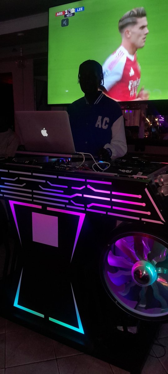 oliver andika🇰🇪 (@vyrezofficial) on Twitter photo 