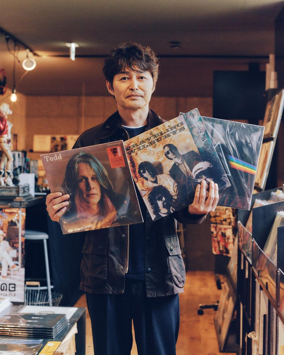 【夏SALE】安田顕さん掲載ページ（約A3サイズ） 特集】俳優 安田顕さんが北の大都市、札幌を歩く。 演劇に打ち込んだ