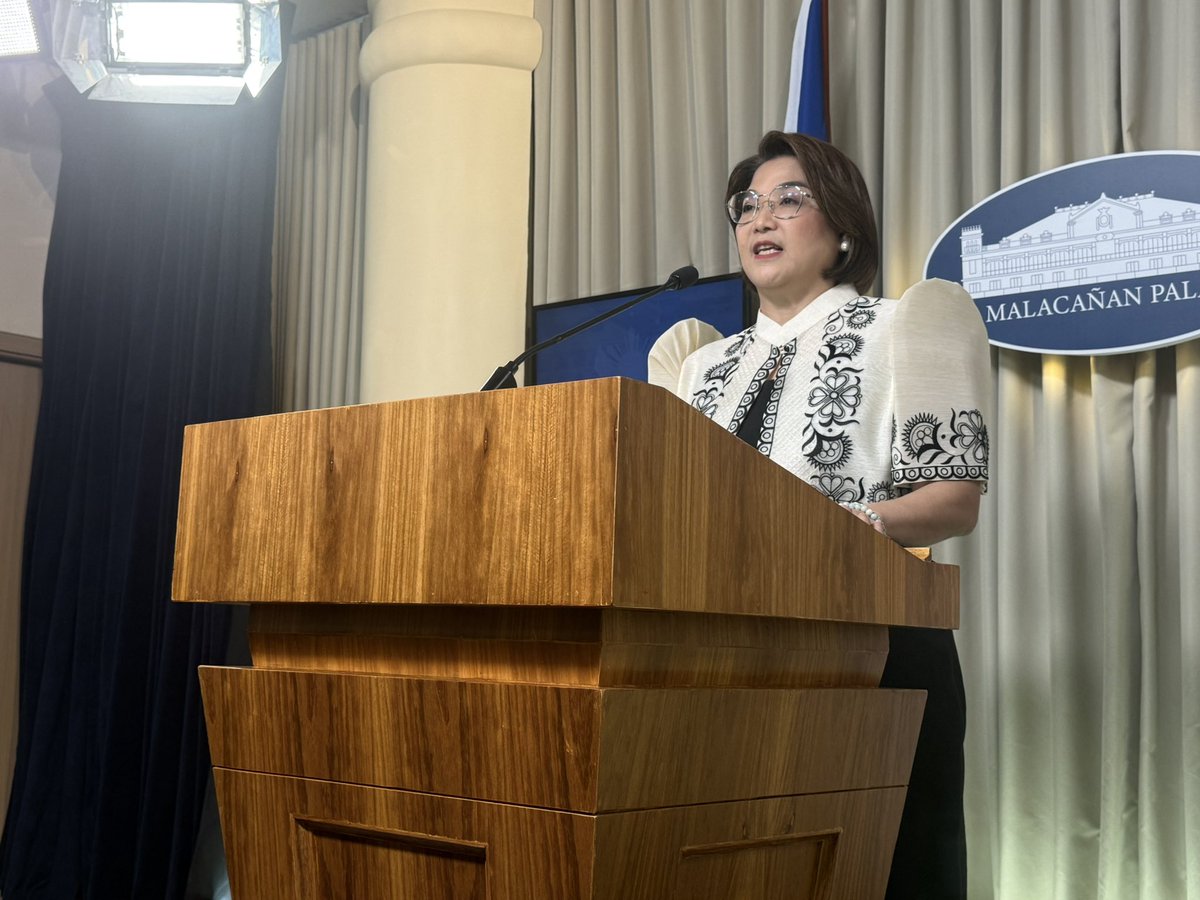 JUST IN: Malacañang says President Bongbong Marcos and the entire executive branch are ready for a lifestyle check.

Communications Usec. Claire Castro adds Marcos is even open to making his statement of assets, liabilities, and net worth public.

Sen. Risa Hontiveros challenged