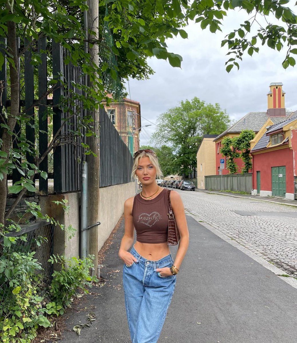 Hello everyone ! I was trying to get a few more followers, can anyone help me out?   

I do follow back ! 💯

#MAGA #IFBAP #Patriots