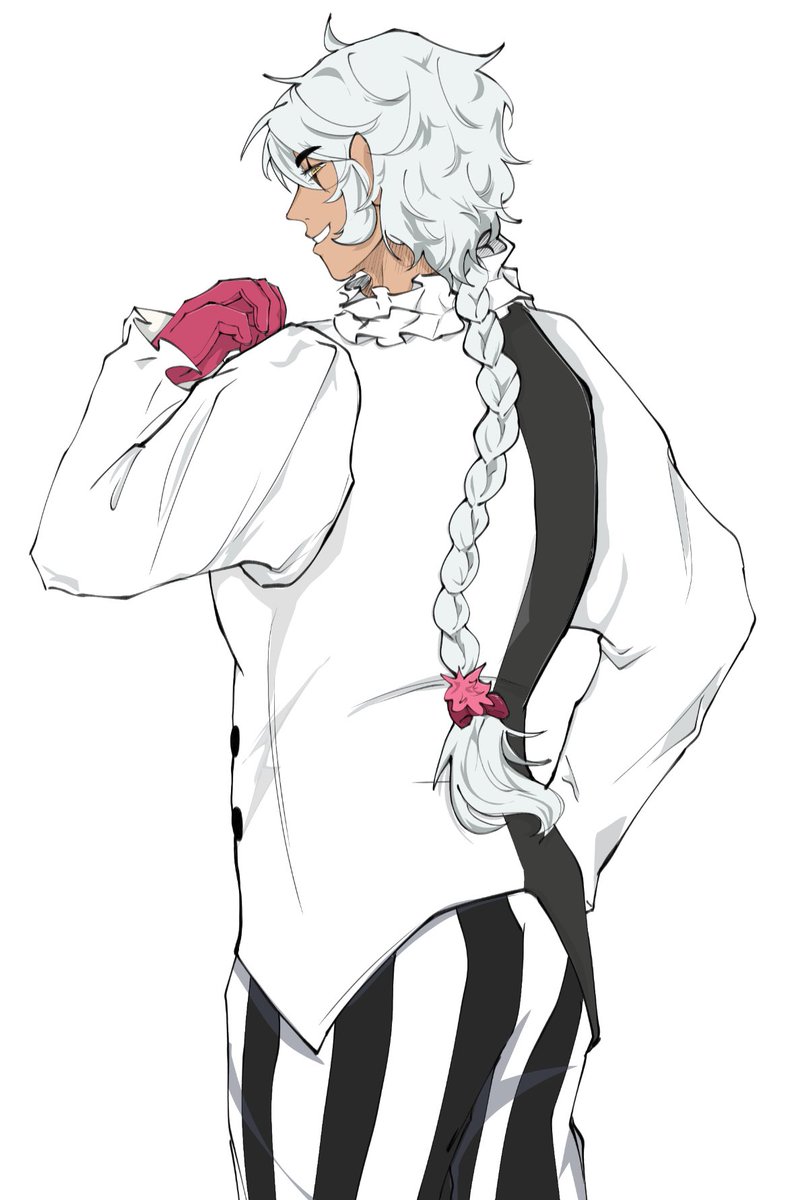 xokolya's tweet image. Look at his big bootayy #nikolaigogol #nikolaibsd