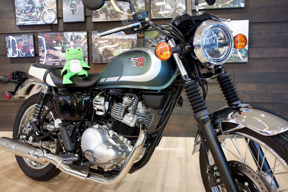 皆様、こんにちは。
カワサキプラザ茅ヶ崎です。
2026年モデル「W230」入荷いたしました。
9月15日発売となりますが、商談可能となりますので、ご興味のある方はぜひご来店ください。
#kawasaki #カワサキプラザ茅ヶ崎 #w230 #乗るカワサキ