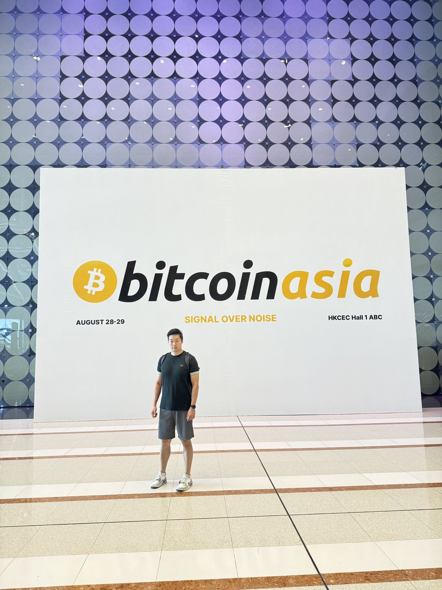 Rich_white tweet media
