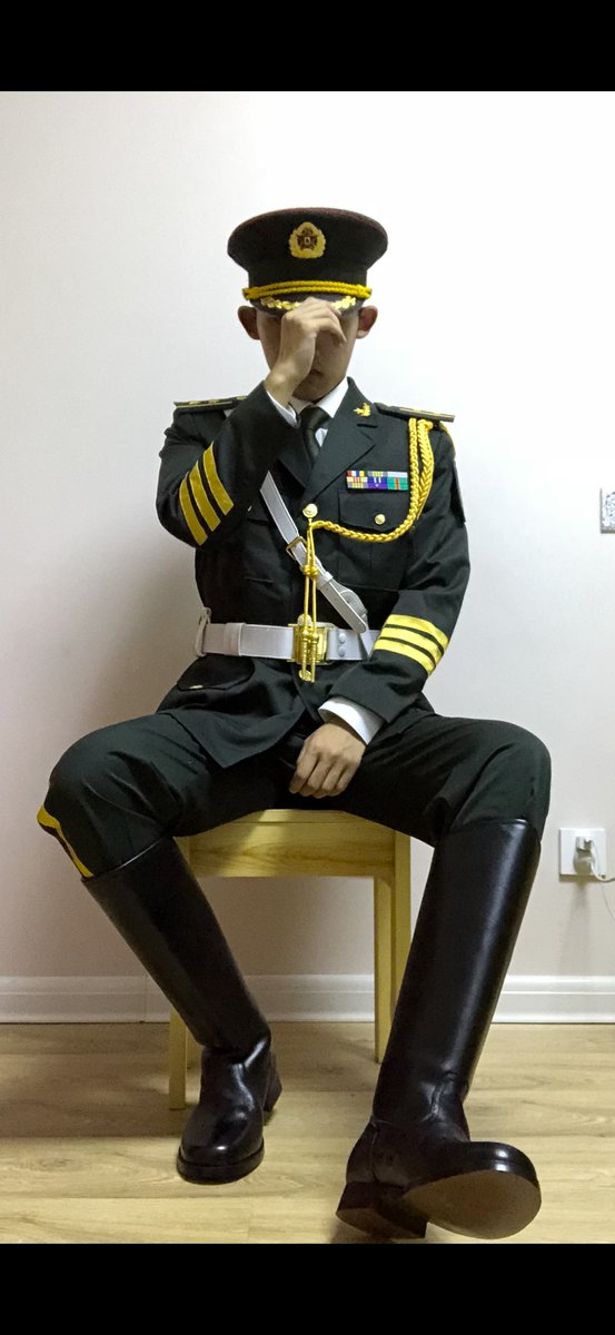 Uniform_Boy tweet media