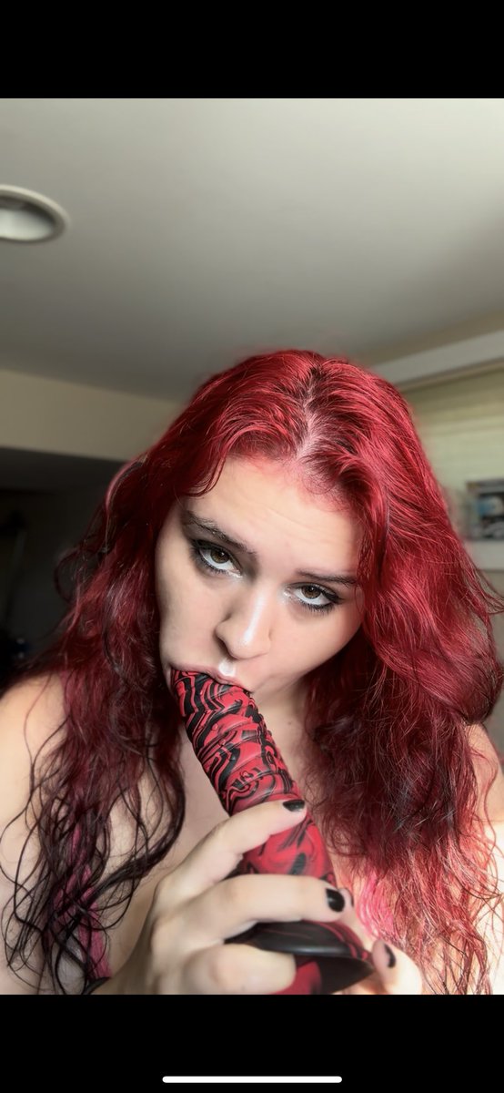 onlyfans.com/hotamber03