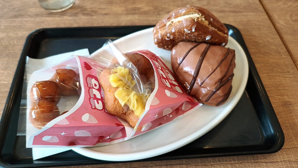 ミスドで今年もくりとさつまいものドーナツ食べましたやっぱり安定に美味しかったです😆