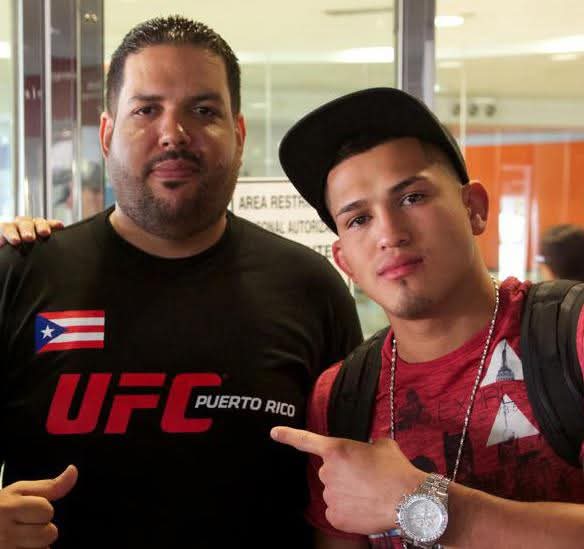 MMATruth's tweet photo. #Throwback with @Showtimepettis in #PuertoRico... 

What up @danawhite ... https://t.co/ATreDsvRBg