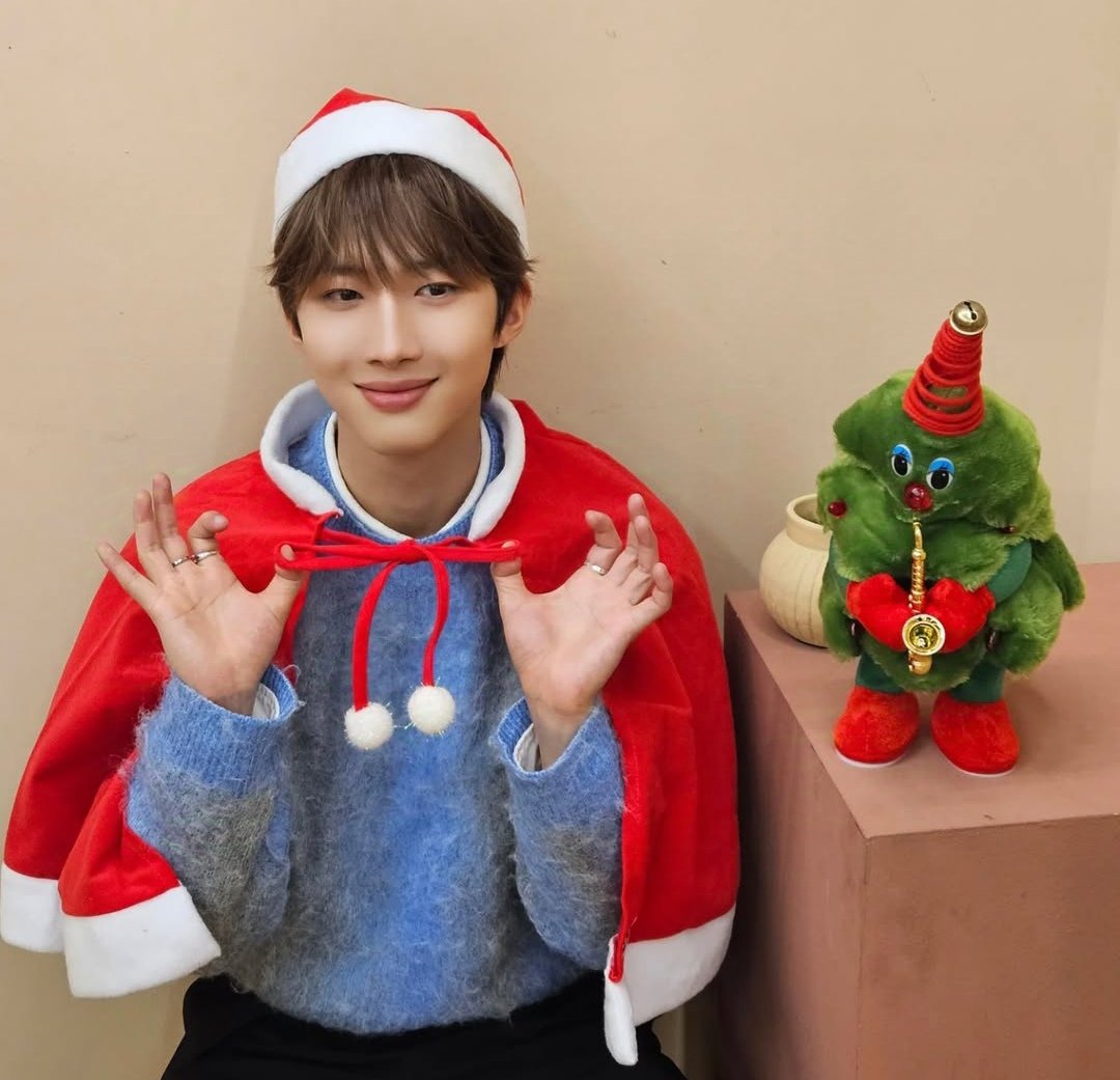 mm_30h's tweet photo. Happy Birthday Hui 28.08🎁
#펜타곤 #Pentagon #Hui #후이  #Hoetaek #회택 #HappyHuiDay #HappyBirthdayHui #HappyBirthdayHoetaek #HappyHoetaekDay #Universe https://t.co/iAw6JiKeE1