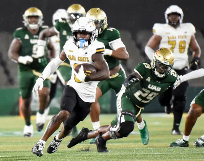Alabama State WR Jalen Jones against UAB
* 6 catches for 174 yards with 69 yard TD
📷Mickey Welsh