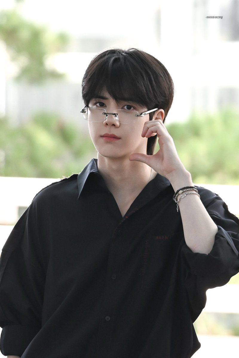 250829 ICN 출국

#더보이즈 #THEBOYZ #영훈 #YOUNGHOON