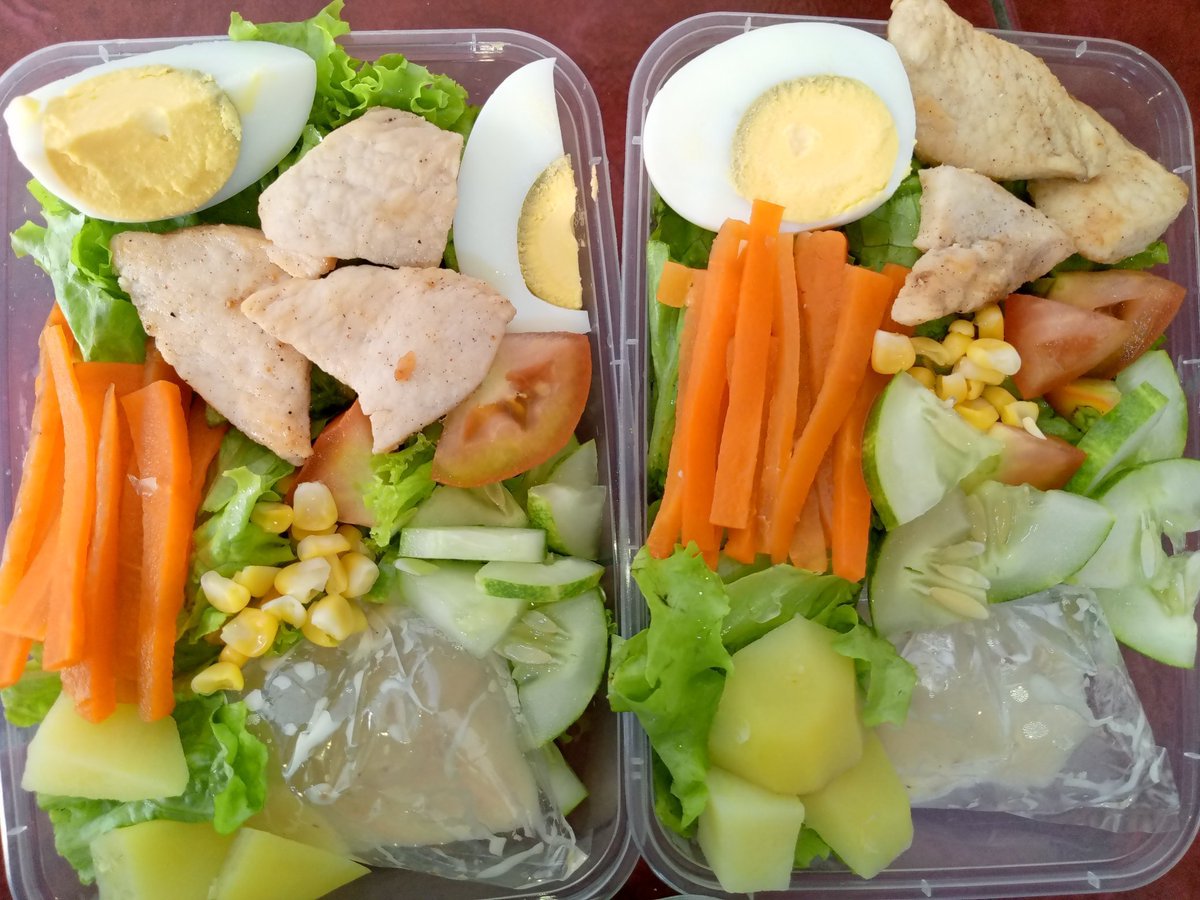 saladsayur_id's tweet photo. @unicelounge Salad sayurr, ready besok pagiii only 17k ajaa bisa dianter sampe kost✨🤗 https://t.co/sxT7FUI4NH