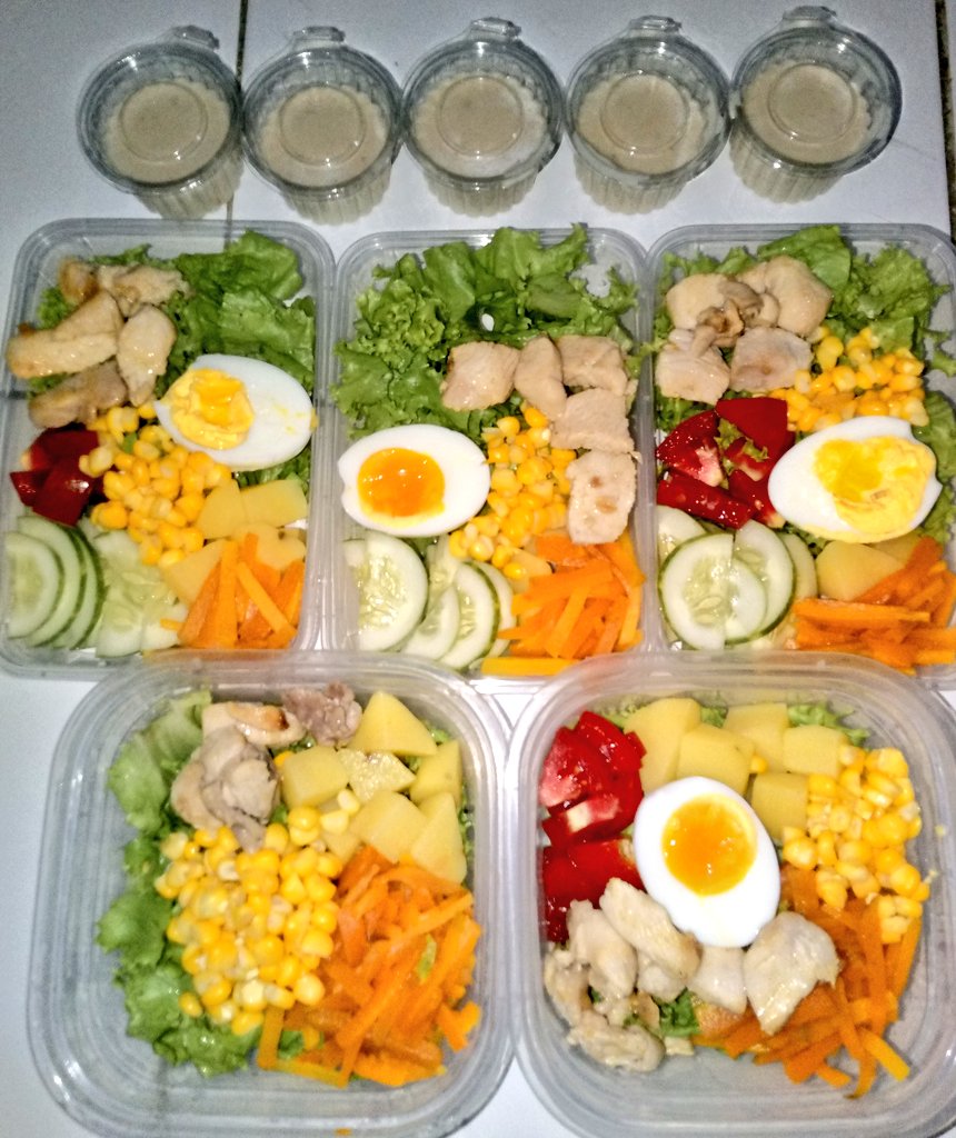 saladsayur_id's tweet photo. @unicelounge Haii!!! Salad sayur ready besok pagiii, bisa diantar kost yaaa, harga 17k ajaa✨ https://t.co/eInG7s2FZA