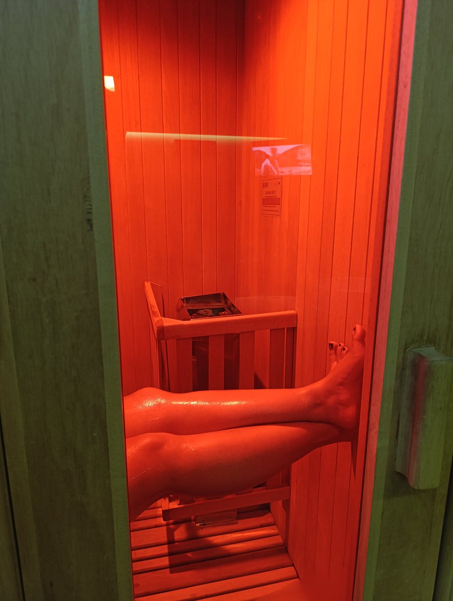 Ulala ulala  empezando en el sauna 😈😈😈😈🤤🤤🤤
#sw #swingersméxico #SwingersMéxicoCDMX