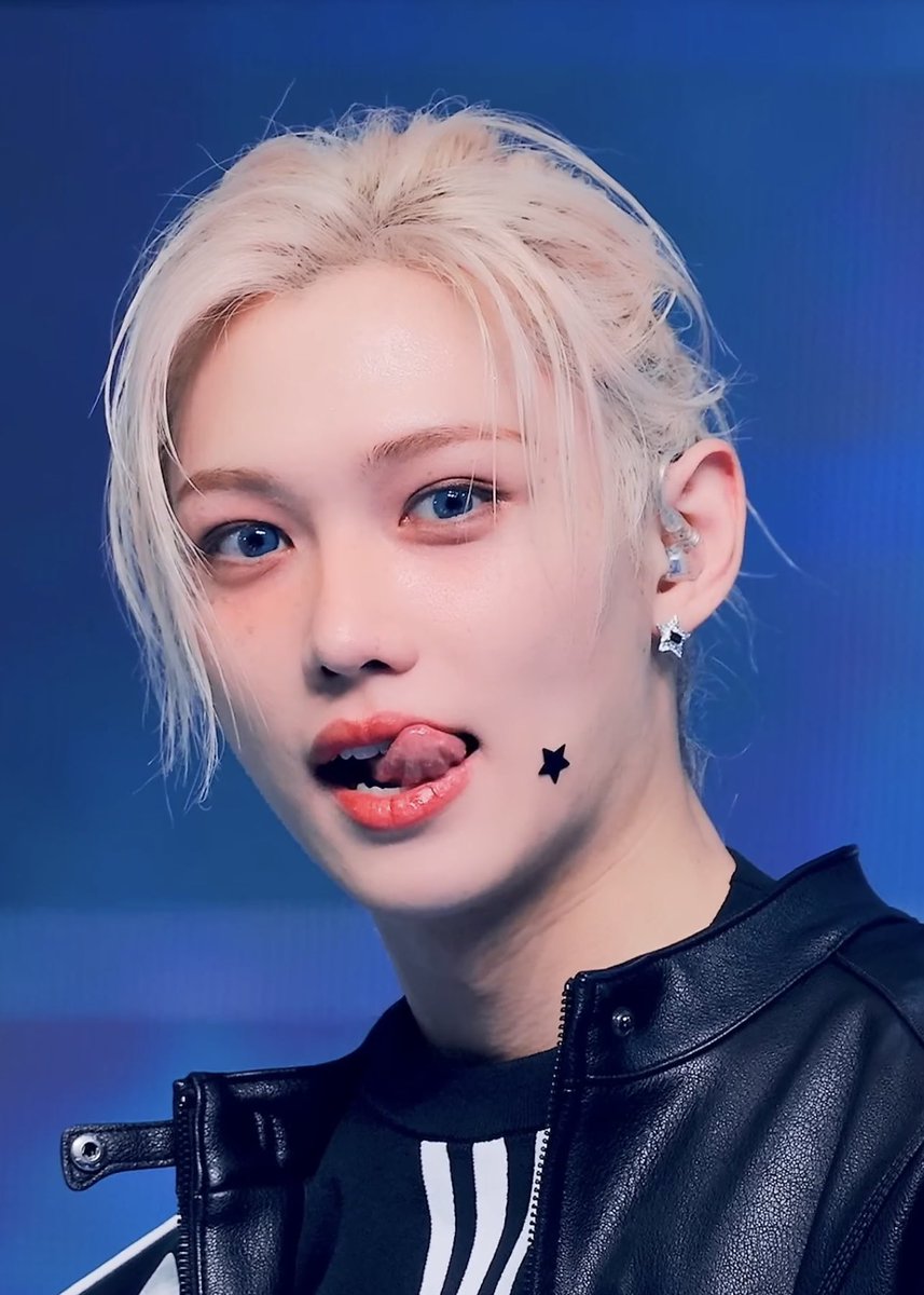 어떡해 죽어야겠다....