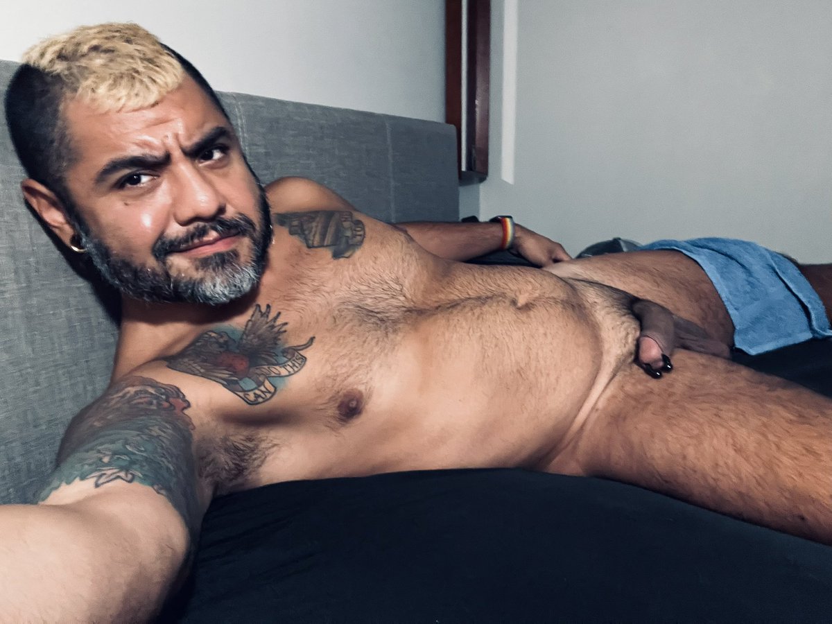 More flaccid than fat on #fcf but it’s still early 😈