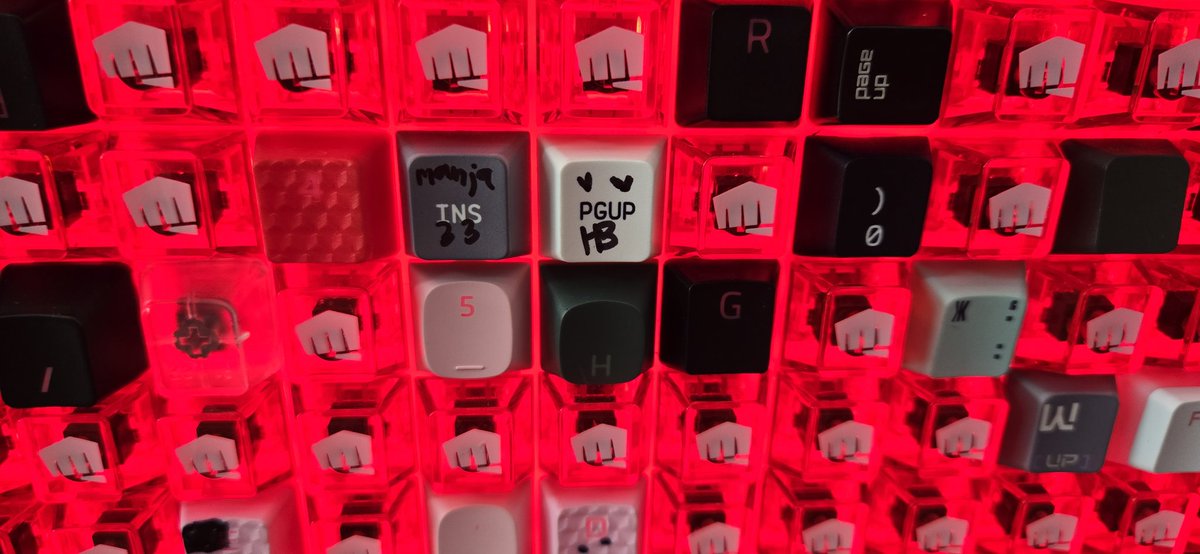 Before leaving campus, I left a piece of me and <a href="/xManja33/">Vince⛩️</a> on the riot keycap wall~
This is our version of carving pur names on a tree lol
Ok good night 😂