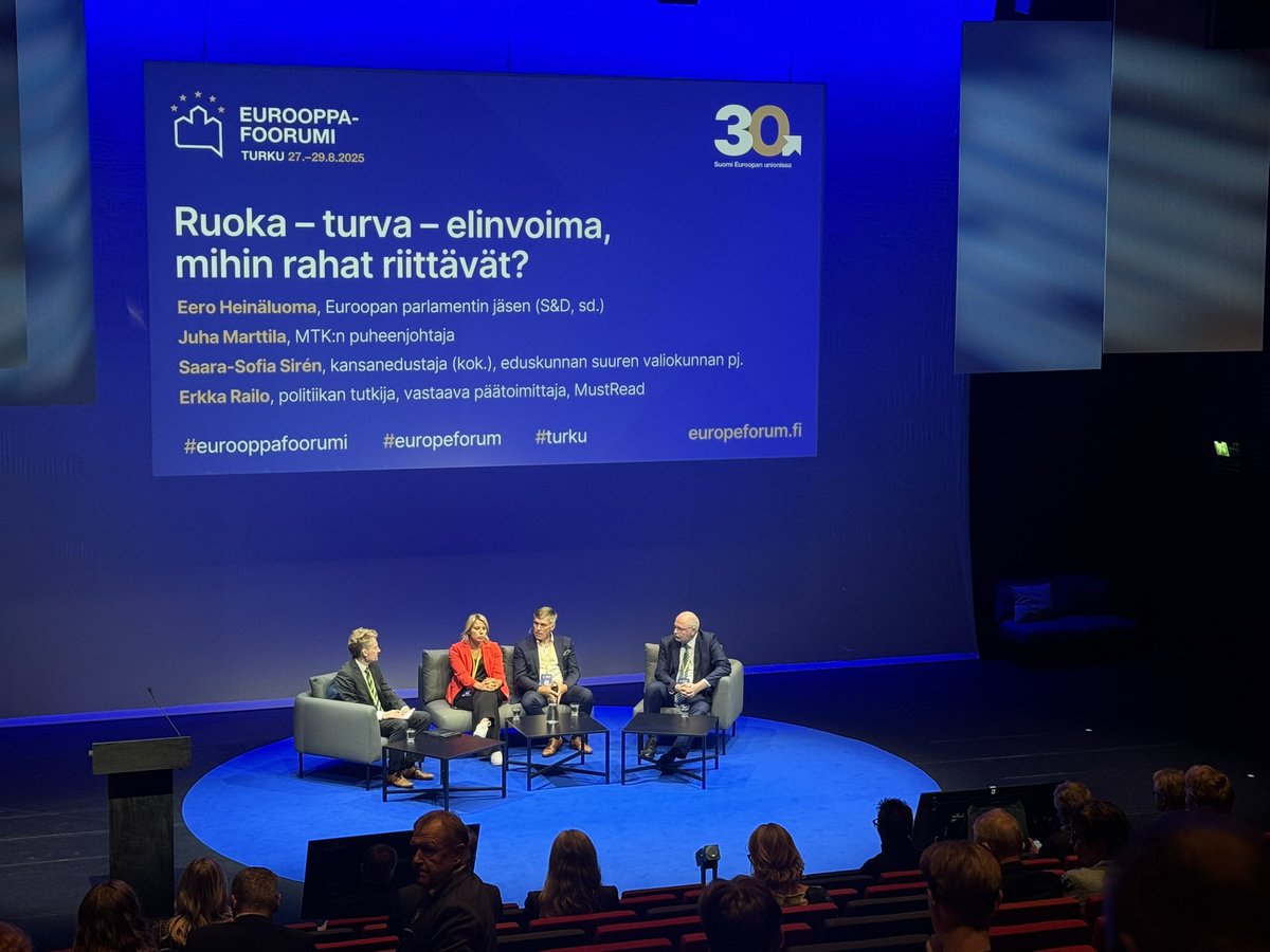 Eurooppa-foorumi (@eurooppafoorumi) on Twitter photo Epävakaassa maailmantilanteessa EU:n on yhtä aikaa taattava ruokaturva, puolustuksen kyky ja raja-alueiden elinvoima. Mutta kuka maksaa – ja mistä rahat riittävät? <a href="/MTKry/">MTK</a> paneelissa <a href="/saarasofia/">Saara-Sofia Sirén 🇫🇮🇪🇺🇺🇦</a> , <a href="/EeroHeinaluoma/">Eero Heinäluoma</a> ja <a href="/MarttilaJuha/">Juha Marttila</a> keskustelevat aiheesta
moderaattori <a href="/ErkkaRailo/">Erkka Railo 🇺🇦</a> Epävakaassa maailmantilanteessa EU:n on yhtä aikaa taattava ruokaturva, puolustuksen kyky ja raja-alueiden elinvoima. Mutta kuka maksaa – ja mistä rahat riittävät? <a href="/MTKry/">MTK</a> paneelissa <a href="/saarasofia/">Saara-Sofia Sirén 🇫🇮🇪🇺🇺🇦</a> , <a href="/EeroHeinaluoma/">Eero Heinäluoma</a> ja <a href="/MarttilaJuha/">Juha Marttila</a> keskustelevat aiheesta
moderaattori <a href="/ErkkaRailo/">Erkka Railo 🇺🇦</a>