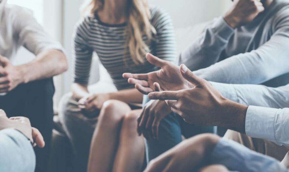 #deuil #parentalité

La Caf et ses partenaires organisent des groupes de parole pour les parents touchés par le deuil périnatal.

🗓️ un lundi par mois de 18h30 à 20h 
🏡 à la maison du Petit Monde à Gleizé (69400)

+ d'infos 👉 caf.fr/allocataires/c…