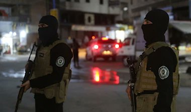 لليوم الثالث على التوالي، يرزح سكان حي السومرية في مدينة دمشق تحت وطأة الحصار والتهديد بالترحيل القسري من منازلهم من قبل عناصر الأمن العام التابعة للحكومة السورية الجديدة.