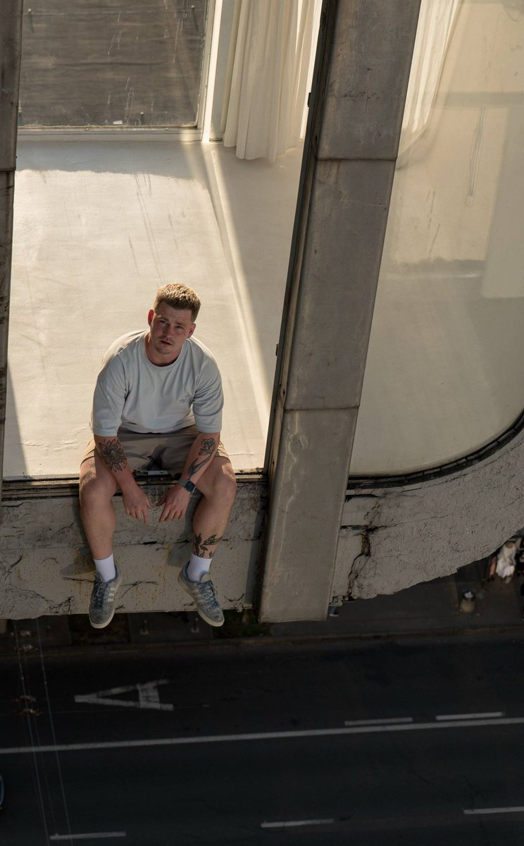 oleksii from balkon tweet media