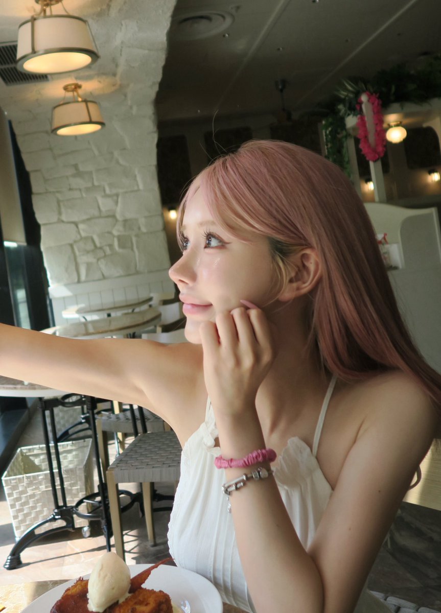 ㈱にゃんにゃんちゃん サンエックスユニバース むにきゃらバッジ D：にゃんにゃん