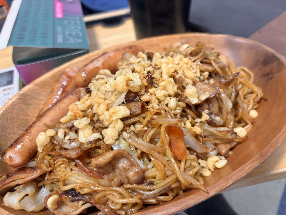 焼きそばァ