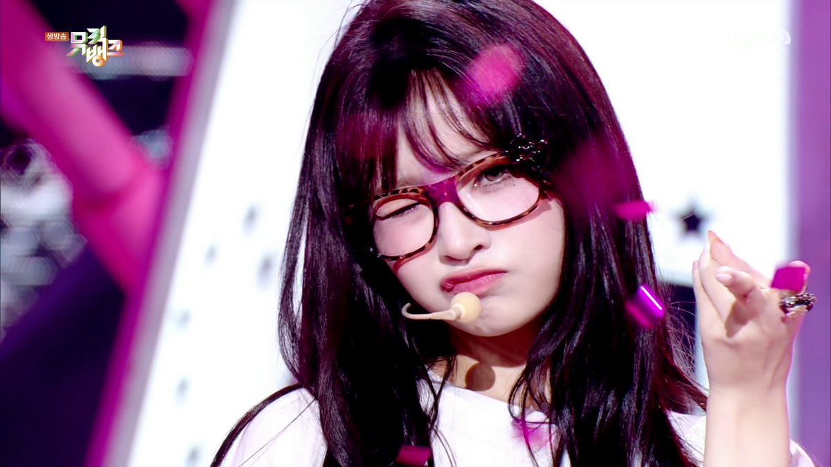 MEiREC22's tweet photo. #IVE #아이브 #IVE_SECRET #XOXZ #IVE_XOXZ https://t.co/z1tcNvpq9D
