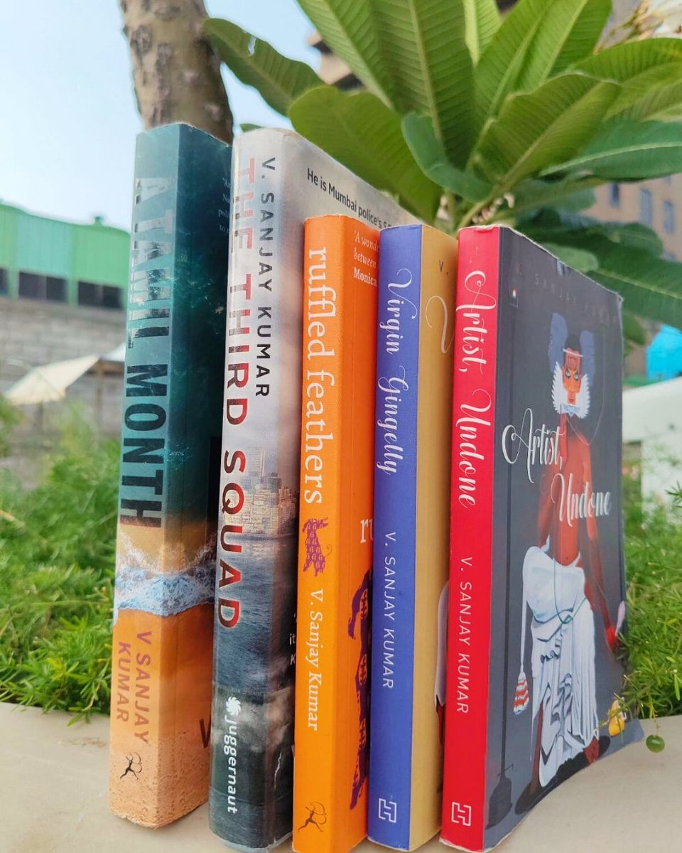Five books in—and I guess that makes me an author. 📚

My stories come from the everyday: a glance, a quirk, a fragment. Years in the art world taught me to notice the smallest details, and that’s where my characters are born.

Now closing in on Book #6. More soon.
.
.
.
#author