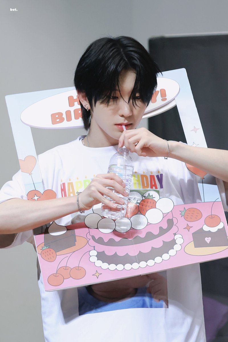 bet830's tweet photo. 250829 東京 目黒 팬싸 2부

#오성준 #SUNGJUN 
#TNX #티엔엑스 https://t.co/SJjEQq2DRL
