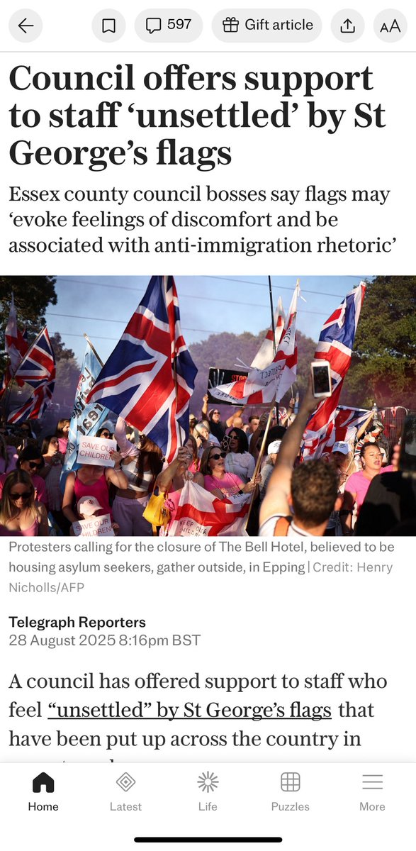 kevinhollinrake's tweet photo. What this council officer’s letter should have said is - if our flag unsettles you, pick a flag of a nation you prefer and go and live there 🇬🇧 https://t.co/NZyCqL0gBI
