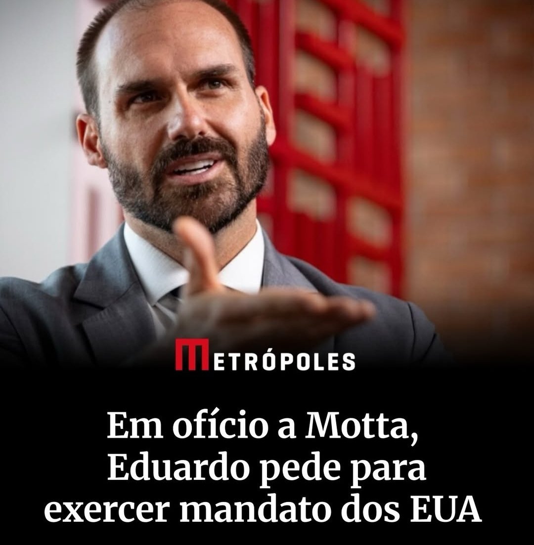 Ele não tem vergonha na cara de pedir uma coisa dessas. Se tivesse caráter teria renunciado e devolvido o que gastou de dinheiro público.