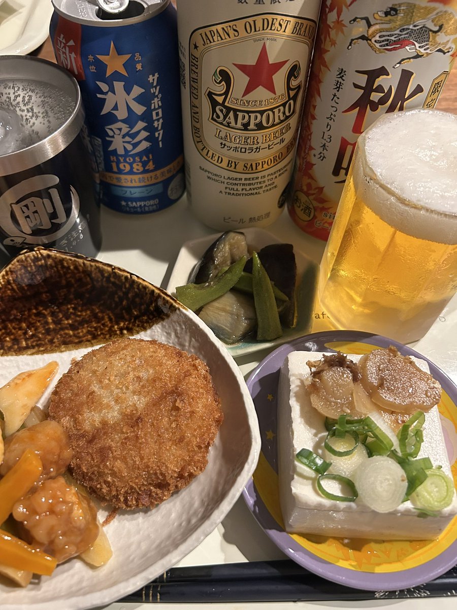 今週もお疲れ様でした
体調は相変わらず良くはないですが…
僕なりに頑張った1週間
やっぱり🍺飲んじゃぃます
今週は健康の大切さを戒める大切な期間となりました
完治目指して週末楽しんじゃぃます
かんぱ〜ぃ♪(*^^)o∀*∀o(^^*)♪
＃晩酌　＃おうちごはん