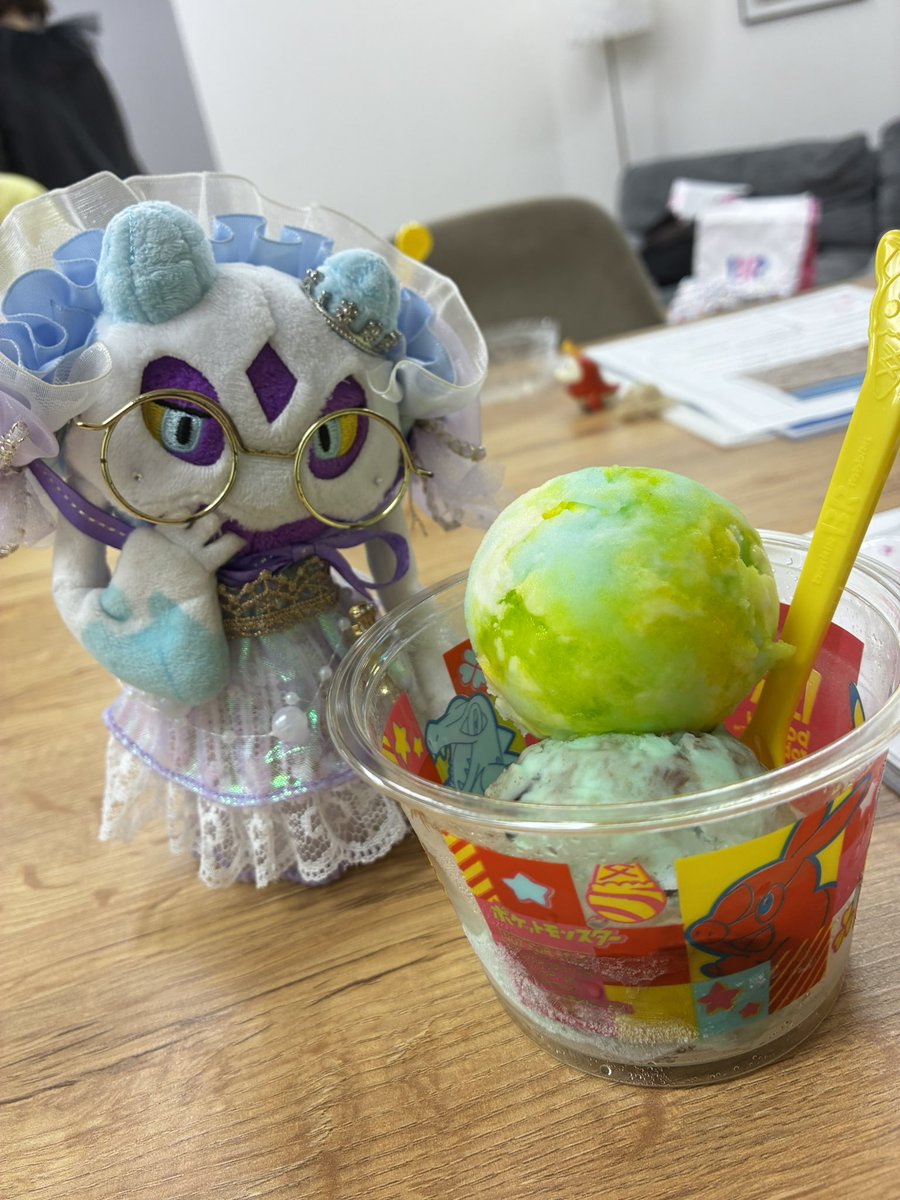 新しく作った夏服でたくさんお出かけしました

 #夏のポケモンとの思い出しんちゃんに見せる