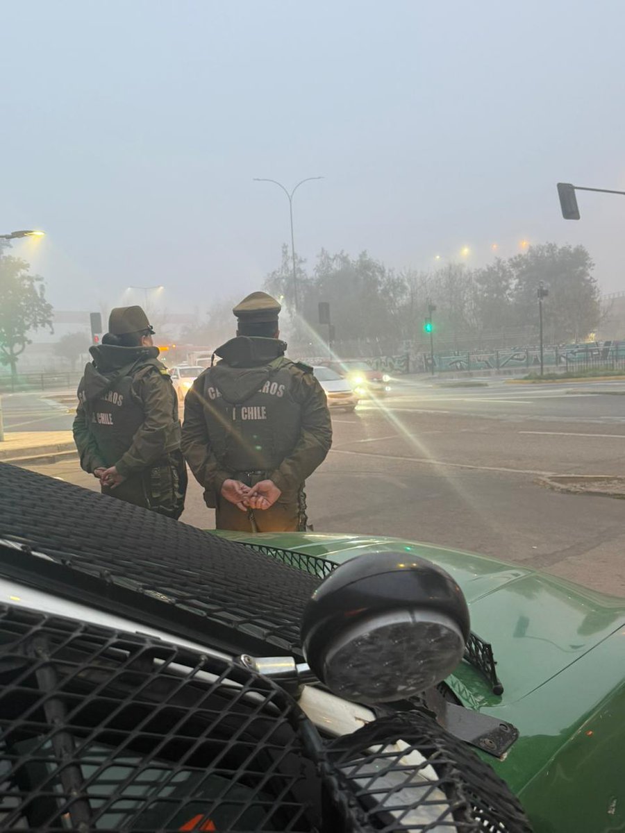 Carabineros Prefectura Oriente (@carabproriente) on Twitter photo #Peñalolén | <a href="/Carabdechile/">Carabineros de Chile</a> de la 43ª Comisaría despliega servicios preventivos con presencia activa en sectores estratégicos, reforzando la seguridad y manteniendo vigilancia continua en la comuna, en el marco de la prevención al inicio de este día.
#CarabinerosDeTodos #Peñalolén | <a href="/Carabdechile/">Carabineros de Chile</a> de la 43ª Comisaría despliega servicios preventivos con presencia activa en sectores estratégicos, reforzando la seguridad y manteniendo vigilancia continua en la comuna, en el marco de la prevención al inicio de este día.
#CarabinerosDeTodos