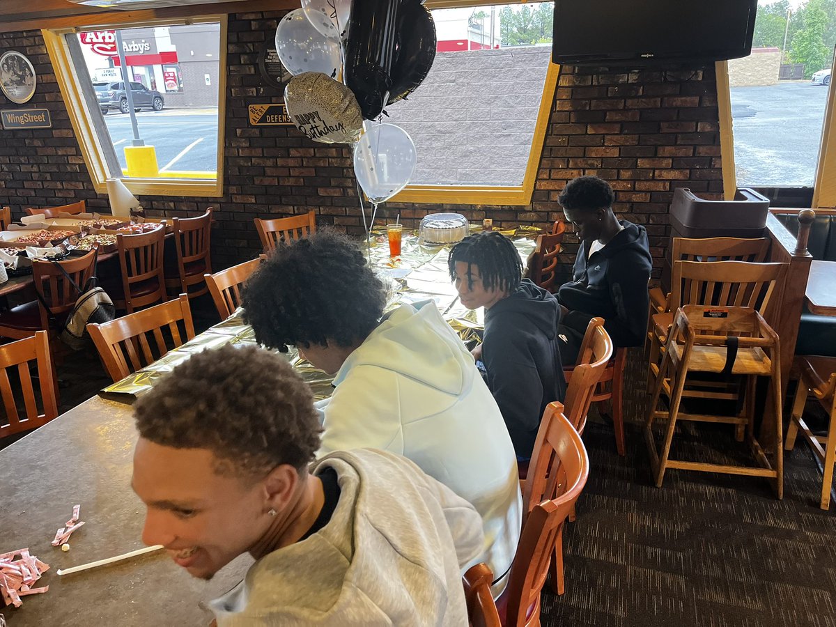 Happy birthday to our guy <a href="/Jamesmck_2026/">James mckinney</a>!!